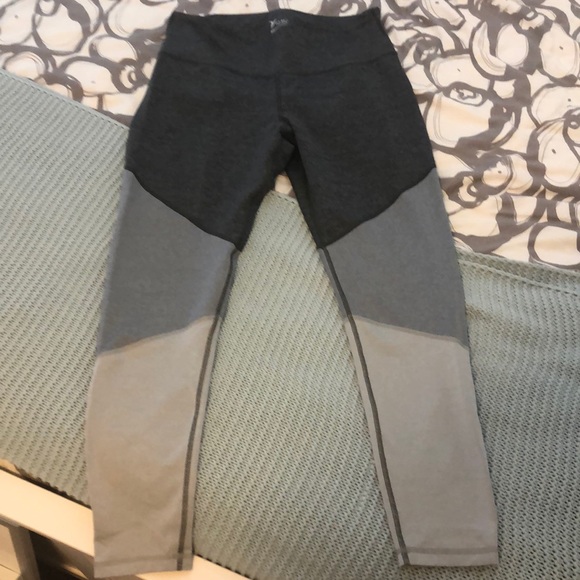 Old Navy Pants - Old Navy Active Leggings